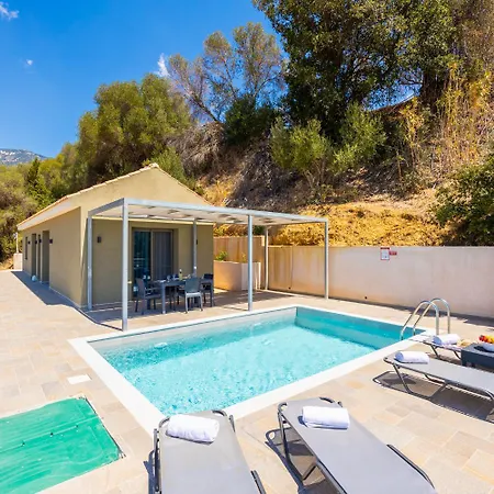 Angela Trapezaki (Kefalonia)